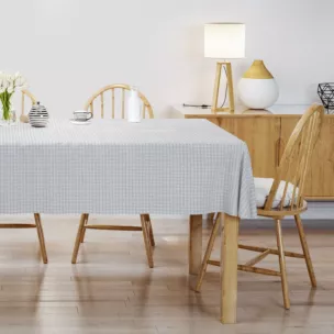 Obrus szyty FLAVIO srebrny z dwustronnej tkaniny, deseń w krateczkę z dodatkiem srebrnej nici