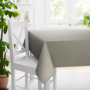 Obrus na wymiar jasnobeżowy z tkaniny blackout zaciemniającej w 100% o naturalnej strukturze