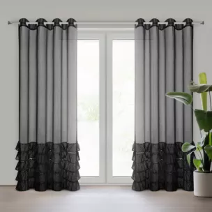 Firana czarna z etaminy zdobiona w dolnej części falbanami 140x250 cm przelotka DANI Eurofirany