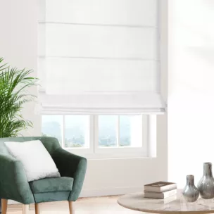 Roleta rzymska ADESSA biała z miękkiej tkaniny o welurowej strukturze