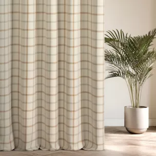Zasłona szyta na flexach jasnobeżowa z tkaniny o jodełkowym splocie z wzorem kraty