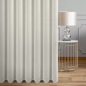 Firana szyta na taśmie 5 cm perłowa z miękkiej tkaniny o lekkim splocie i delikatnym połysku, wykończona obciążnikiem