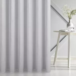 Tkanina firanowa błyszcząca z batystu  zdobiona subtelnymi pasami Eurofirany