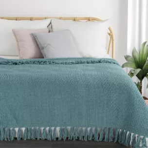 Koc  130x170 cm miętowy tkany z frędzlami i wytłaczanym wzorem SUZI Eurofirany