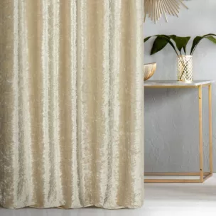 Zasłona szyta na przelotkach kremowa z miękkiej tkaniny welwetowej z efektem kreszowania
