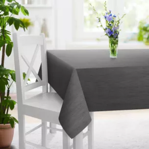 Obrus szyty ciemnoszary z tkaniny welwetowej w pionowe prążki, wykończona obciążnikiem