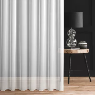 Firana szyta na taśmie fala biała z matowej markizety, wykończonej obciążnikiem