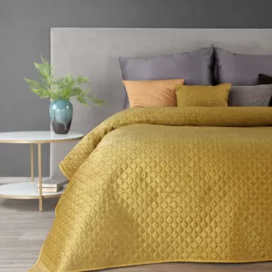 Narzuta welwetowa miodowa 220x240 cm pikowana w geometryczny wzór metodą hot press DIMON Eurofirany