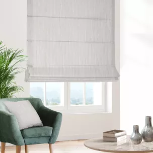 Roleta rzymska beżowa z tkaniny z efektem melanżu wykończona obciążnikiem