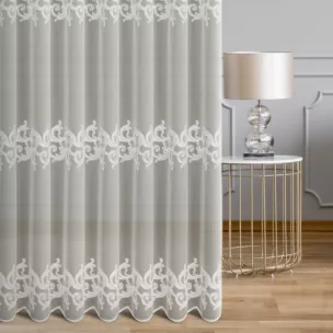 Firana szyta na tunelu naturalna z delikatnej tkaniny typu aden, wykończonej łańcuszkowym haftem Italissima Eva Minge