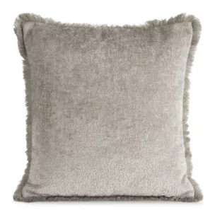 Poszewka na poduszkę 45x45 cm z szenilowej nici zdobiona subtelnymi frędzlami beżowa ADIA Eurofirany