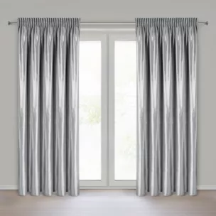 Zasłona srebrna z błyszczącego welwetu 140x270 cm taśma - CAMERON Eurofirany