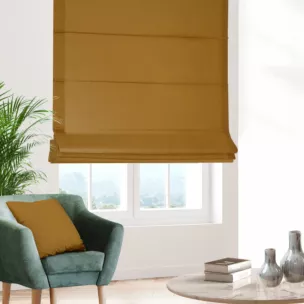Roleta rzymska musztardowa z gładkiej zaciemniającej tkaniny typu dimout