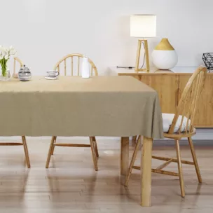 Obrus szyty beżowy miękka, szenilowa tkanina o wyraźnym splocie i delikatnym połysku