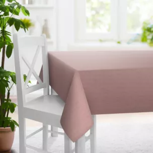 Obrus szyty pudrowo różowy z miękkiej, matowej tkaniny w stylu eko o naturalnym splocie