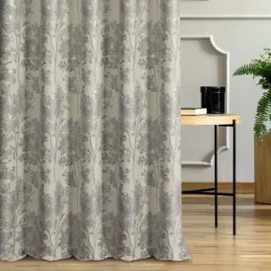 Zasłona szyta na flexach naturalno niebieska z żakardowej tkaniny z dodatkiem bawełny zdobiona botanicznym wzorem ze srebrną nicią