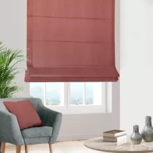 Roleta rzymska wrzosowa z gładkiej, zaciemniającej tkaniny z wyraźnym splotem