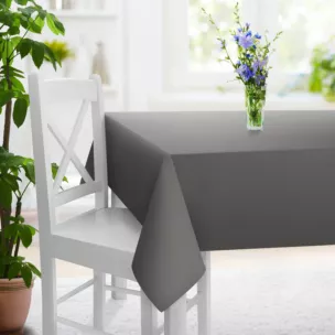 Obrus szyty stalowy z tkaniny typu Blackout zaciemniającej w 100%