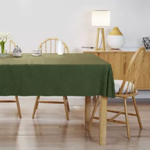Obrus szyty DORA - HIT zielony z miękkiej tkaniny o welurowej strukturze