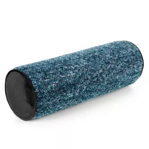 Poduszka dekoracyjna wałek 45 x 15 cm z grubej nici szenilowej niebieska BARI Eurofirany
