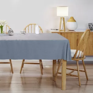 Obrus szyty DORA - HIT niebieski z miękkiej tkaniny o welurowej strukturze