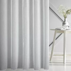 Firana szyta na taśmie 5 cm biało srebrna z eleganckiej siatki w stylu glamour z połyskliwą nicią, wykończona obciążnikiem Italissima Eva Minge