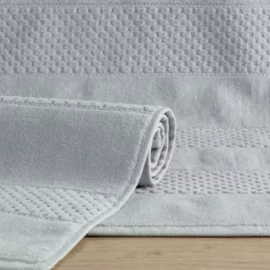 Dywanik łazienkowy JESSI z wytłaczanym wzorem geometrycznym Eurofirany