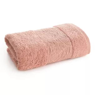 Ręcznik kąpielowy z bawełny 50x90 cm kolor pudrowy róż z wytłaczanym roślinnym motywem ALBA Eurofirany