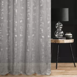 Zasłona szyta na przelotkach srebrno srebrzysta z tkaniny w stylu eko z błyszczącym nadrukiem