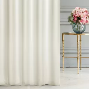 Tkanina zasłonowa zdobiona drobnym wzorem jodełki Eurofirany