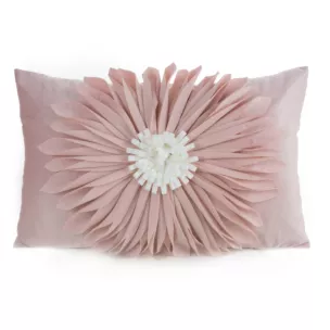 Poszewka na poduszkę 30 x 50 cm z welwetu kolor pudrowo, kremowy zdobiona kwiatem 3D FLORES 3 Eurofirany