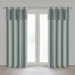 Zasłona miętowa z welwetu zdobiona aplikacją 3D róż 140x250 cm przelotka - ROSES Eva Minge Eurofirany