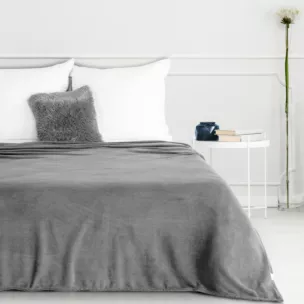 Koc 150x200 cm srebrny miękki i delikatny w dotyku jednokolorowy koc SIMPLE 1 Eurofirany