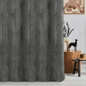 Zasłona szyta na przelotkach grafitowa z tkaniny o szenilowej strukturze