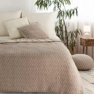 Koc  130x160 cm beżowy z widocznym plecionym splotem KAYLA Eurofirany