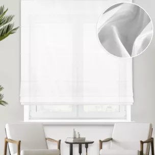 Roleta rzymska biała z błyszczącej tkaniny wykończonej obciążnikiem