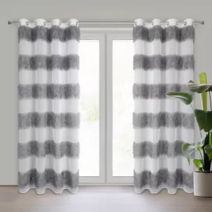 Firana biało, srebrna z etaminy zdobiona moherową nicią 140x250 cm przelotka MARGARET 3 Eurofirany