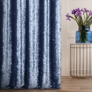 Tkanina zasłonowa z błyszczącego welwetu i efektem kreszowania Eurofirany