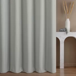 Zasłona szyta na taśmie fala srebrna z tkaniny blackout zaciemniającej w 100% o naturalnej strukturze