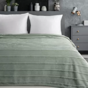 Koc 150x200 cm szałwiowy, typu flano z wzorem 3D NINA Eurofirany