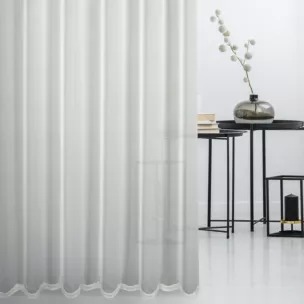 Firana szyta na taśmie fala biała z delikatnej, matowej tkaniny zdobionej haftem