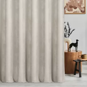 Zasłona szyta na przelotkach platynowa z tkaniny o szenilowej strukturze