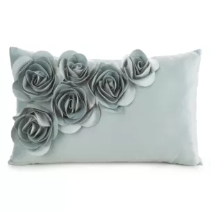 Poszewka na poduszkę 30 x 50 cm welwetowa kolor miętowy zdobiona aplikacja w róże Eurofirany