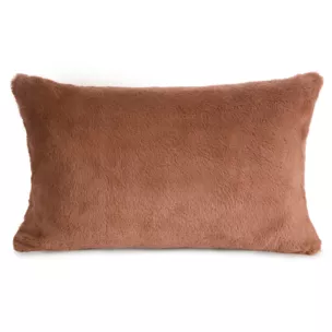 Poszewka na poduszkę 30x50 cm pudrowa z miękkiej futrzanej tkaniny NINA Eurofirany