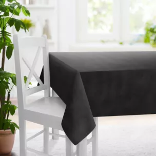 Obrus na wymiar czarny z miękkiej tkaniny welwetowej