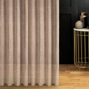 Zasłona szyta na taśmie fala beżowa z tkaniny z aplikacją