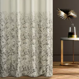 Zasłona szyta na flexach kremowo szampańska z welwetowej tkaniny z błyszczącym nadrukiem od dołu