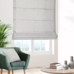 Roleta rzymska biało złocista z miękkiej tkaniny o strukturze weluru z połyskliwym nadrukiem