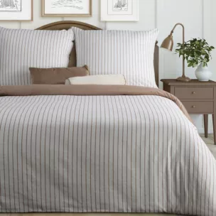 Pościel 140x200 cm komplet 2 częściowy z satyny bawełnianej kolor biało, beżowy w paseczki RAYA Eurofirany