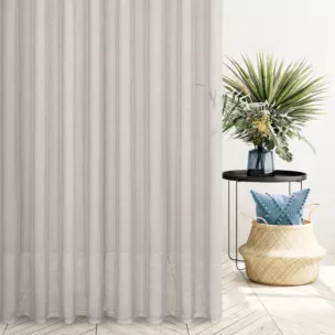 Firana szyta na tunelu beżowa z matowej siatki o delikatnym splocie